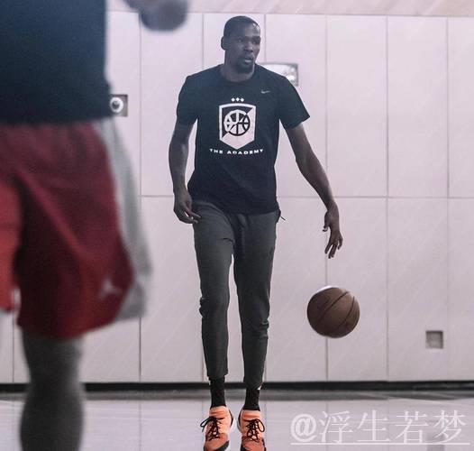 37岁单场20分且无失误!乐福与KD本季独领风骚 37岁单场20分且无失误!乐福与KD本季独领风骚