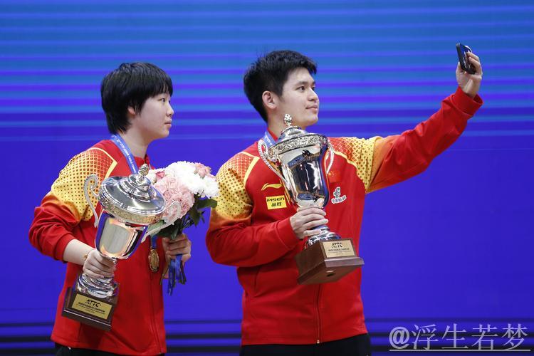 1-3被逆转!混双决赛诞生!林诗栋蒯曼爆冷出局 夺冠压力给到莎头 1-3被逆转!混双决赛诞生!林诗栋蒯曼爆冷出局 夺冠压力给到莎头